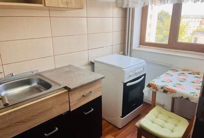 Garsoniera practica, locatie excelenta | Piata Baba Novac - Brazda - 3