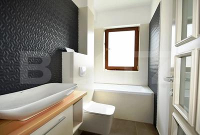 Apartament cu 3 camere decomandat în Galata