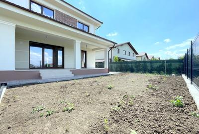Casă individuală cu 5 camere în Dumbrăvița