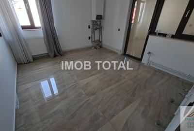 Spațiu Comercial de Închiriat – Zona Crinului, (190 mp) etaj 1 si 2 - 9
