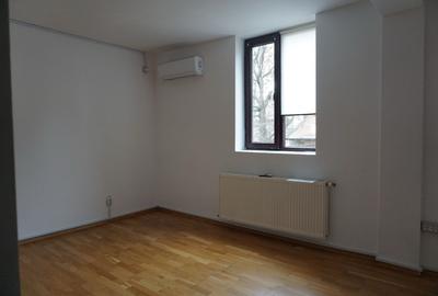 Casa Individuala | Spatiu birouri | Spatiu Comercial | Victoriei - 10