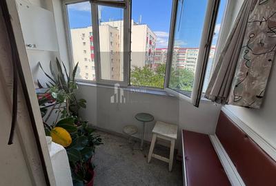 Apartament cu 2 camere decomandat, mobilat în Alexandru Obregia