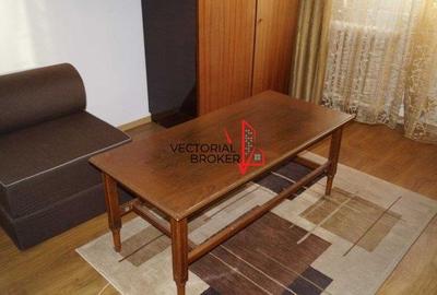 Apartament cu 3 camere decomandat, mobilat în Dristor