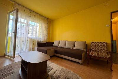 Apartament cu 2 camere semidecomandat, mobilat în Simion Bărnuțiu