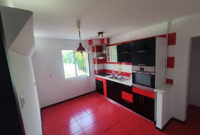 Apartament 3 camere spatios, liber, Berceni-Piata Covasna - 11