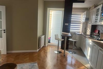 De inchiriat apartament 2 camere  piata amzei - 3