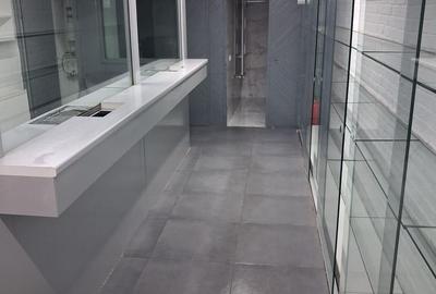 Spațiu comercial complet echipat - 8