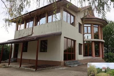 Casă individuală cu 5 camere în Rachieri