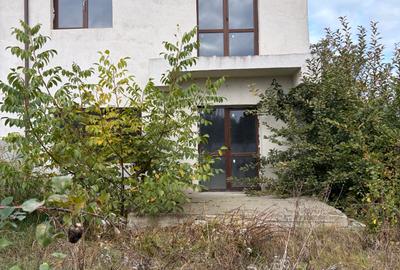 Casă tip duplex P+1+Pod de vânzare în Domnești, Strada Toamnei, 250 mp teren, - 2