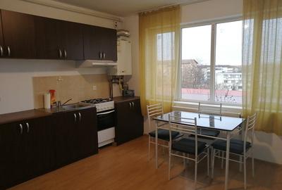 Apartament cu 2 camere decomandat în Lipovei