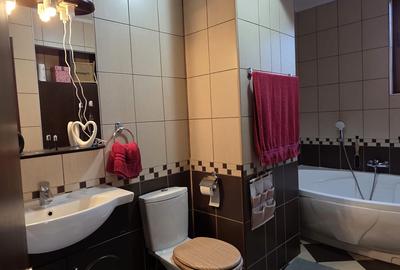 APARTAMENT 3 CAMERE –ETAJ 1 | MOBILAT & UTILAT | LOC DE PARCARE I Parcul Unirii - 8