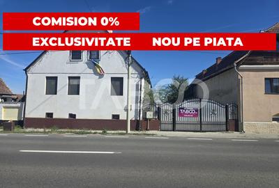 Casă individuală cu 7 camere în Șura Mică