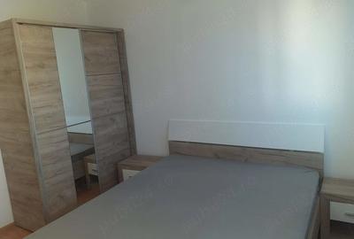 2 camere Titan - Costin Georgian - 4
