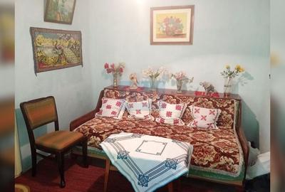 CASA BATRANEASCA + TEREN 1169 MP SENDRENI┃ - 9