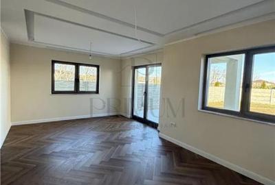 GIROC - DUPLEX - ZONA LINISTITA - 4 CAMERE - FINALIZAT - TEREN 336MP - 1
