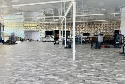 Spatiu comercial 435 mp stradal cu vitrina 36 m chiar pe DN39 Tuzla Costinesti - 16