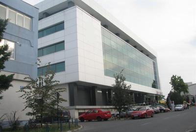 Cladire de inchiriat pretabila clinica sau spital , de la 977 mp - 1