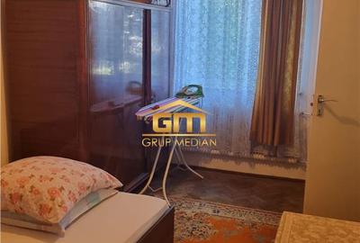 Apartament 3 camere de Zona Traian, etaj 3/4 - 4