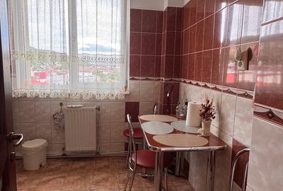 Ap 2 cam decomandat, etaj intermediar, mobilat și utilat – 69000 Euro - 9