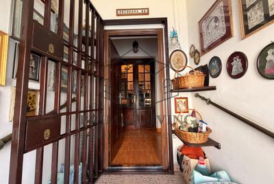 Apartament cu 4 camere decomandat, mobilat în Victoriei