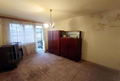 Apartament 3 camere in Moldova Noua - 2
