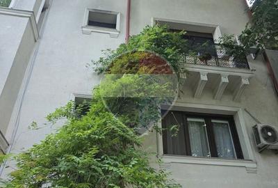 Proprietate unică formată din doua apartamente vila B-dul Primaverii - 19