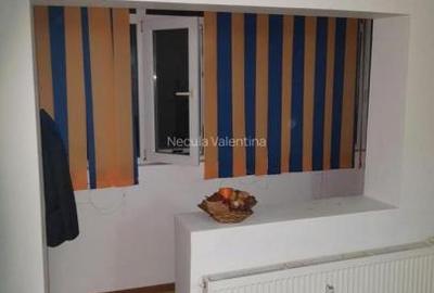 1 Decembrie  2 Camere  Decomandat Ac Metrou - 4
