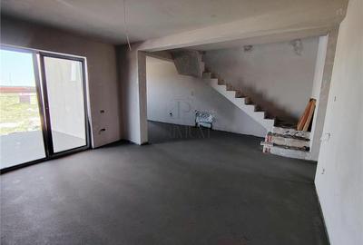 DUPLEX DESPARTIT PRIN CAMERA TEHNICA - PERSONALIZARE INTERIOARA - ZONA POPULATA - 3