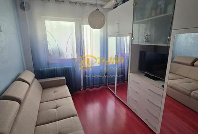 Apartament cu 3 camere decomandat în Târgu Cucu