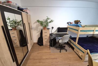 Apartament 3 camere, 62mp, 2 garaje, balcon 12mp, zona Sesul de Sus - 11