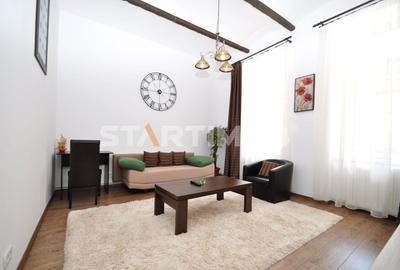 Apartament cu 2 camere semidecomandat, mobilat în Centrul Istoric