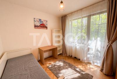 Apartament cu 3 camere decomandat, mobilat în Horea