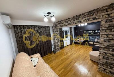 Apartament cu 3 camere decomandat, mobilat în Ultracentral