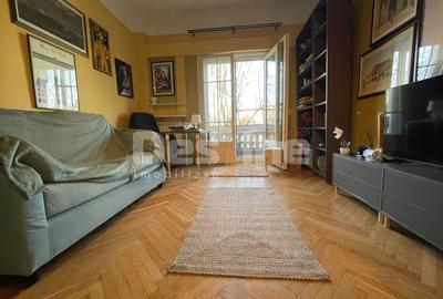 Apartament cu 5 camere decomandat, mobilat în Pache Protopopescu