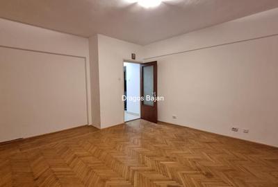 Apartament cu 3 camere în Cișmigiu