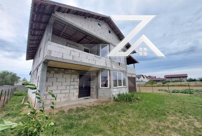 Casă individuală cu 5 camere în Exterior Nord
