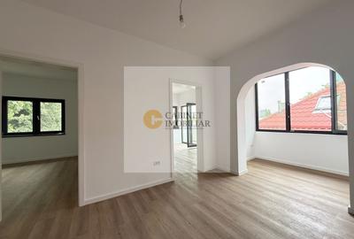 Apartament cu 4 camere decomandat în Domenii