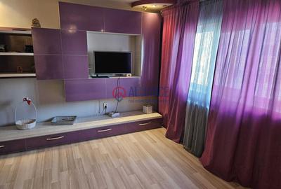 Apartament cu 2 camere decomandat în Km 5