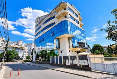 Spatiu Ucentral cu IsU & Parking - 2