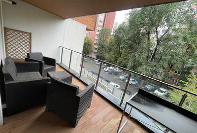 Studio dublu, lux , centrala proprie,terasa, parcare subterana, metrou - 15