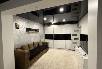 Apartament cu 2 camere decomandat, mobilat în Central