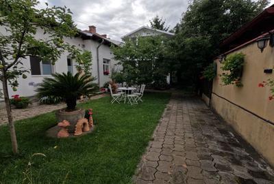 Casă Renovată cu Grădină | 227 mp | 3 Terase | 3 Dormitoare | Milcov - 57
