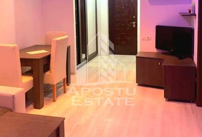 Apartament cu 2 camere semidecomandat, mobilat în UTA