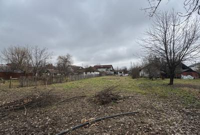 Teren Construcții intravilan de 1500 mp, în Hotvon