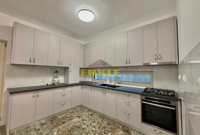 Vand casa 5 camere cu teren 450 mp zona linistita, pret negociabil! - 1