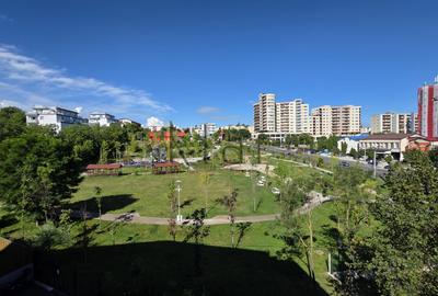 Apartament cu 3 camere semidecomandat, mobilat în Zorilor