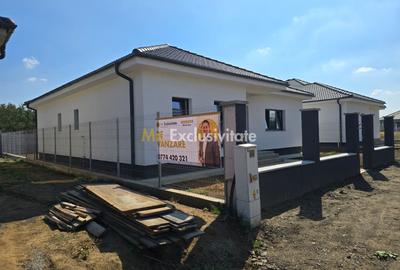 Casă individuală cu 4 camere în Exterior Est