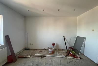 Lugoj, Apartament 3 Cam., 84 Mp., Semidecomandat, et.6, Central Blocul Postei - 16