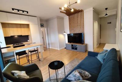 Apartament cu 2 camere decomandat, mobilat în Exterior Vest