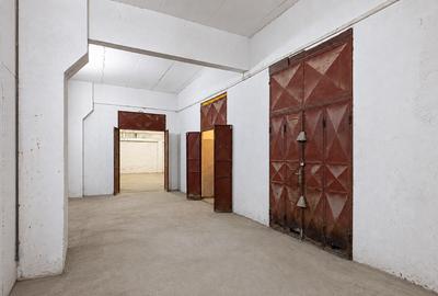 Proprietate industrială, hală 4.660 mp, teren 12.980 mp, Târgoviște - 9